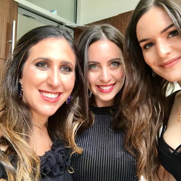 Meet your Posher, Samara - Picture 1 of 1